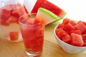 Het schoonmaken van de nieren en vaten van parasieten